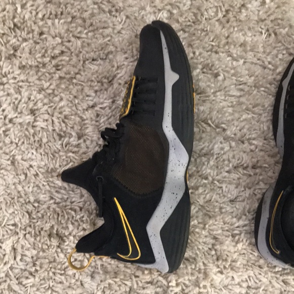 Nike pg 13 custom colour basketball shoes M’s 8.5 - Picture 2 of 4